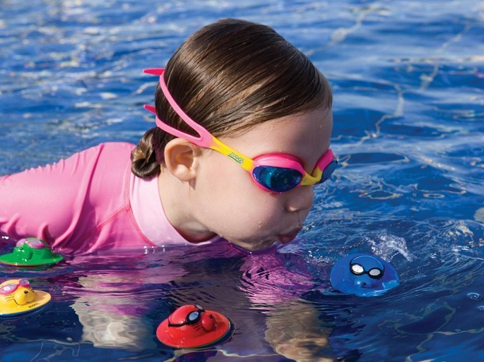 The Best Swimming Gear to Teach a Child to Swim WordYrazzii