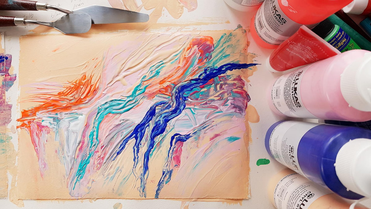 Discovering the Art of Acrylic Pouring: A Beginner's Guide