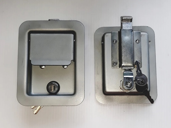 slam latch from the front and back